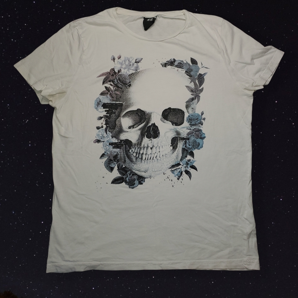 *M* H&M Skull Shirt